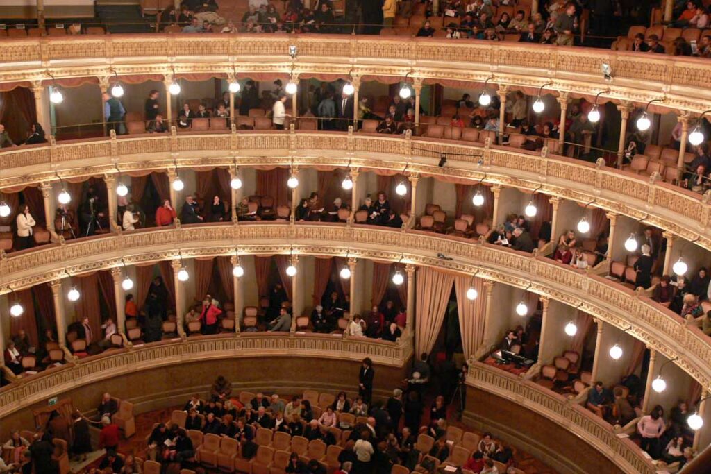 Week-end-a-Novara-Teatro-Coccia Week-end-a-Novara-Teatro-Coccia