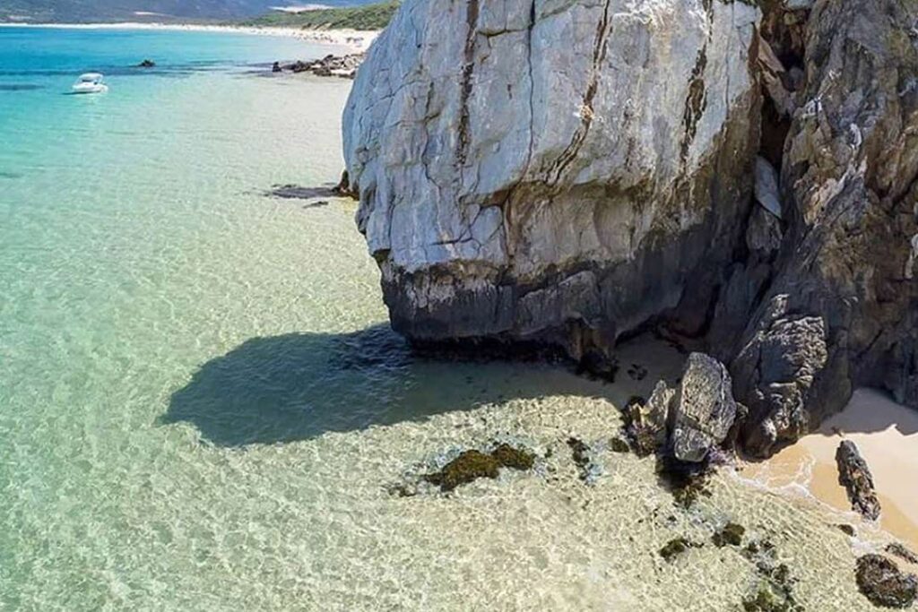 Cala-del-balenottero-buggerru