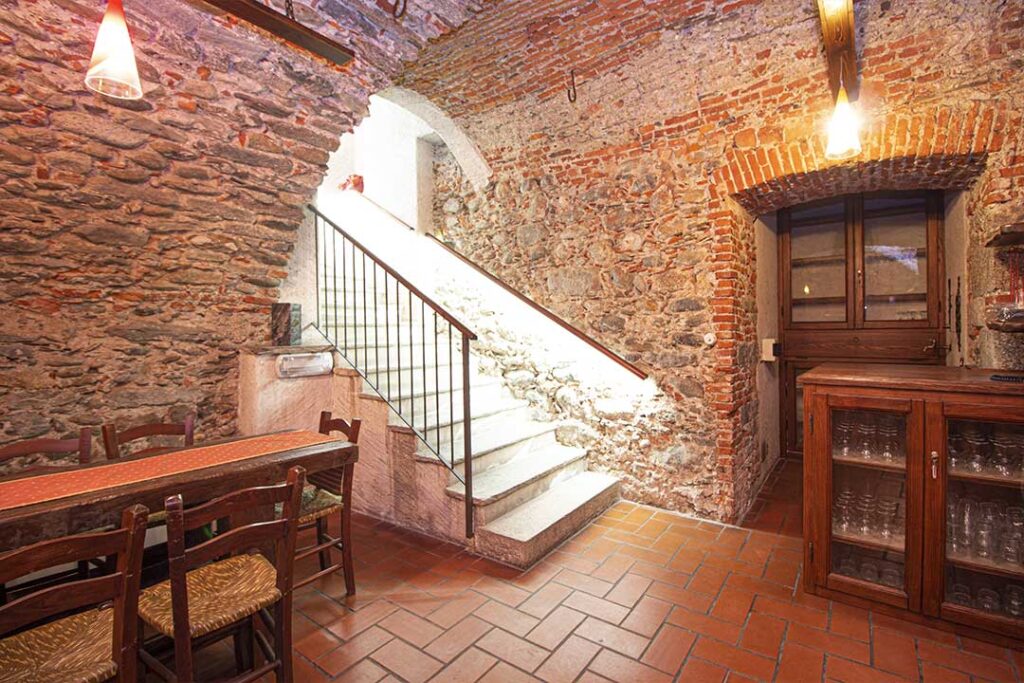 Cantine-Il-Chiostro-2 Cantine-Il-Chiostro-2
