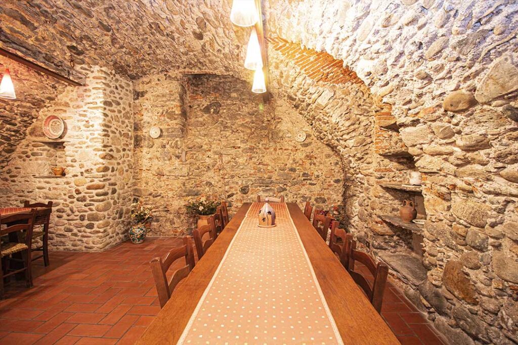 Cantine-Il-Chiostro-3 Cantine-Il-Chiostro-3