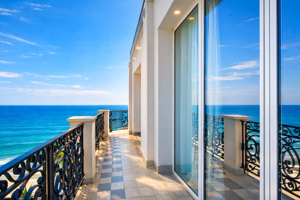 Grand-hotel-Mediterranee-LVG-Hotel-Collection-mare-b Grand-hotel-Mediterranee-LVG-Hotel-Collection-mare-b