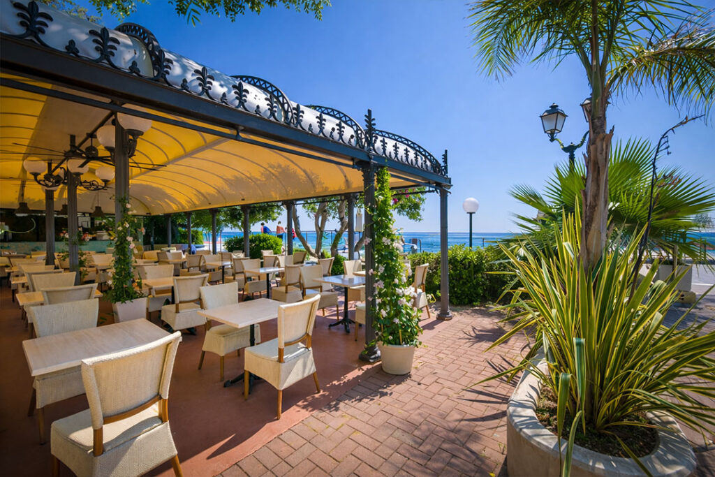 Grand-hotel-Mediterranee-LVG-Hotel-Collection-ristorante-1 Grand-hotel-Mediterranee-LVG-Hotel-Collection-ristorante-1