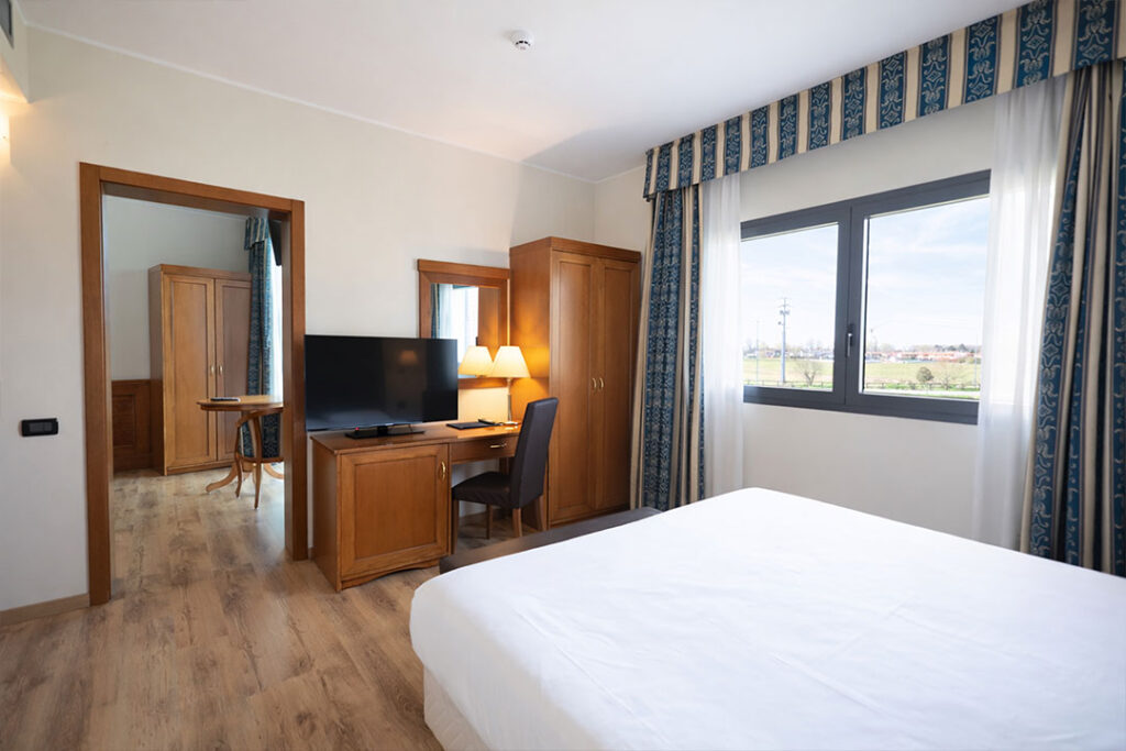 Hotel-Riz-camere-1 Hotel-Riz-camere-1