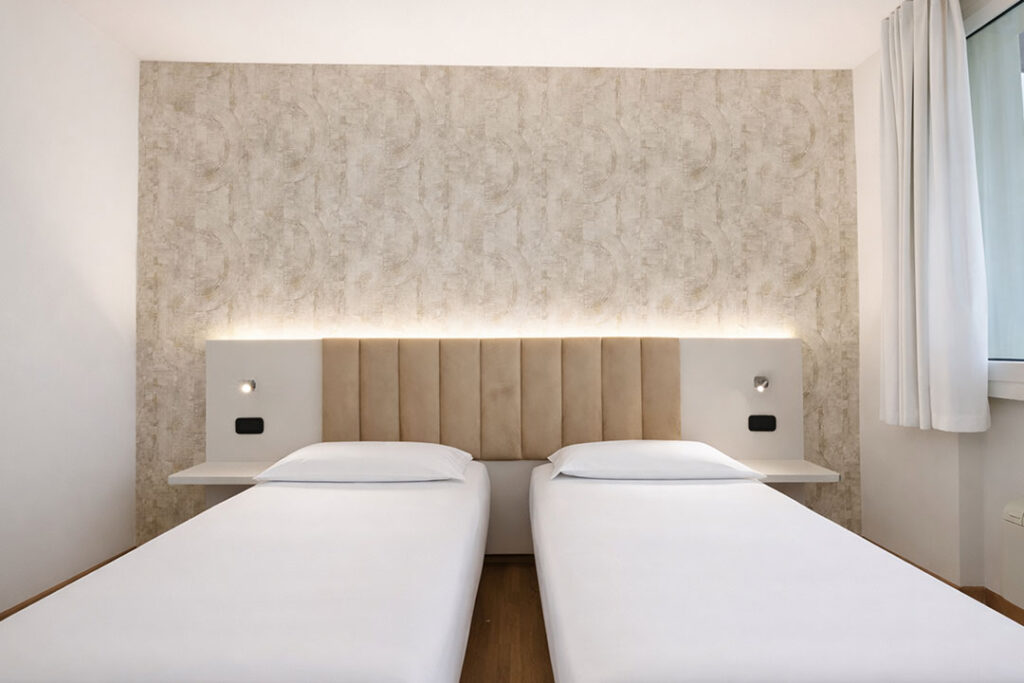 Hotel-Riz-camere-2 Hotel-Riz-camere-2