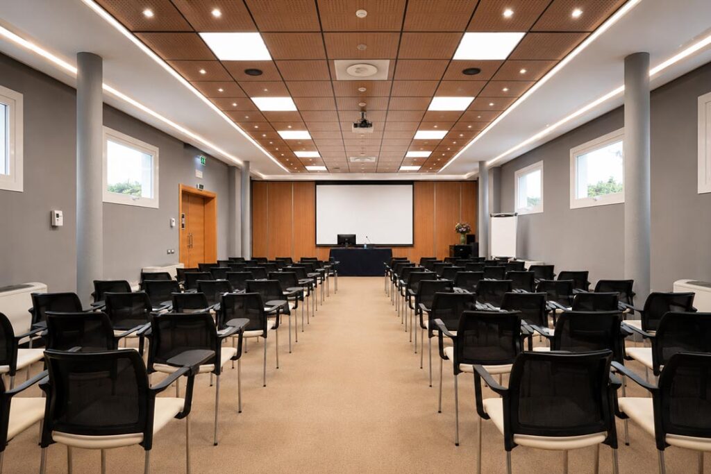 Bergamo-west-sala-meeting-3