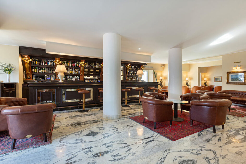 Grand-hotel-Mediterranee-Bar-Le-Confidenze-2 Grand-hotel-Mediterranee-Bar-Le-Confidenze-2