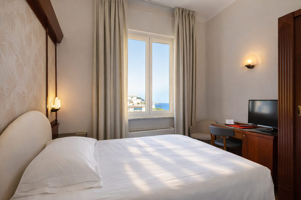 Grand-hotel-Mediterranee-LVG-Hotel-Collection-classic-1 Grand-hotel-Mediterranee-LVG-Hotel-Collection-classic-1
