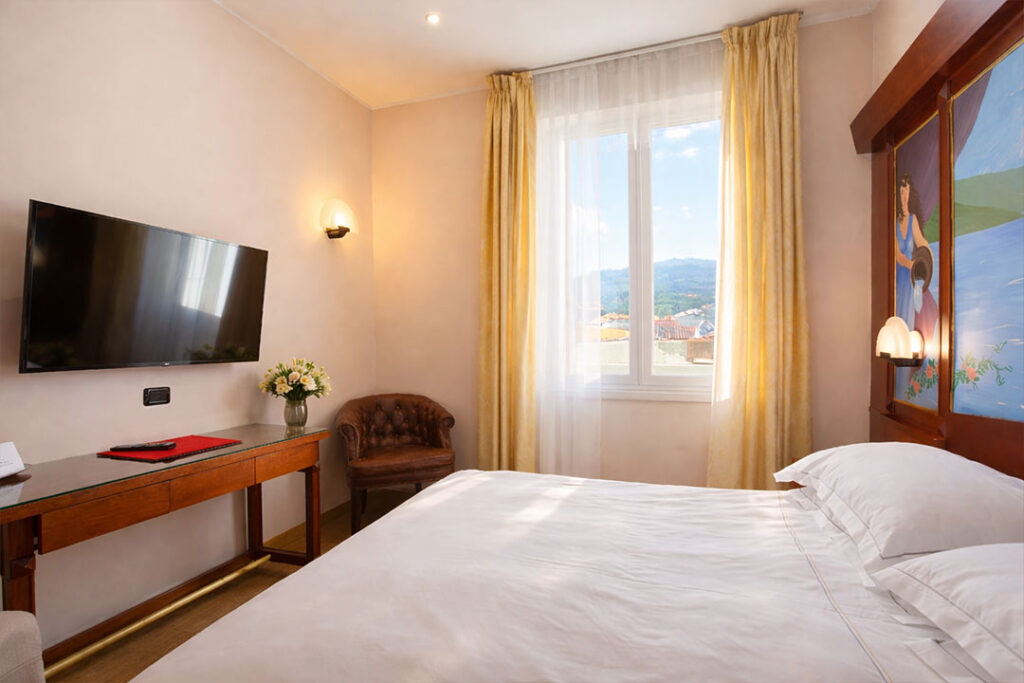 Grand-hotel-Mediterranee-LVG-Hotel-Collection-standard1 Grand-hotel-Mediterranee-LVG-Hotel-Collection-standard1