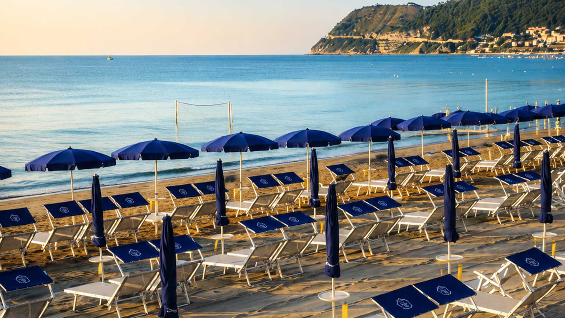 Hotel con spiaggia ad Alassio: il Grand Hotel Méditerranée sul mare
